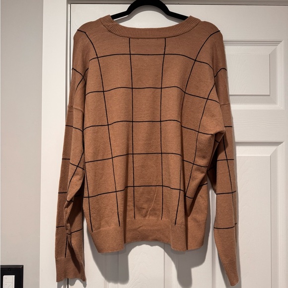 Auth. ✅ Women’s Brown/Black “Checkered” Long Sleeve Size XL🤎🖤 - Picture 7 of 7